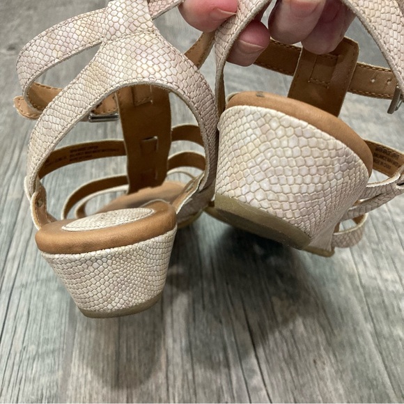 Born Concepts sandals size 8M - Picture 10 of 12